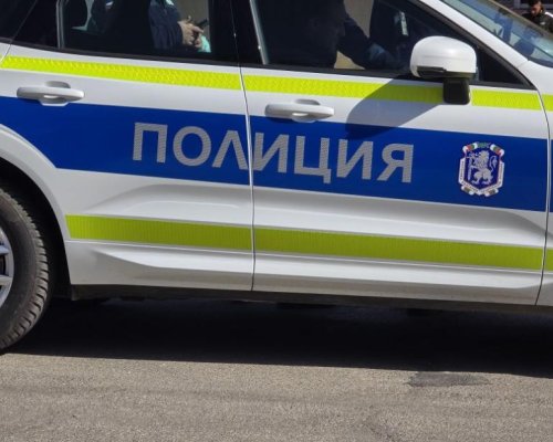 Задържаха багери и камиони при незаконен добив в защитени територии край Сандански