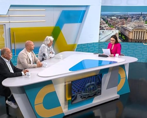 Шах и мат за партиите? Социолози предричат битка на живот и смърт, кой ще спре похода на Илияна Йотова за президент?