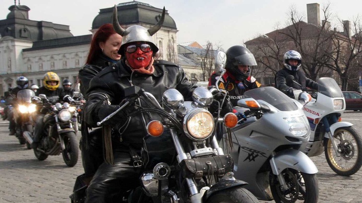 Ден след Благовещение мотористите превземат София
