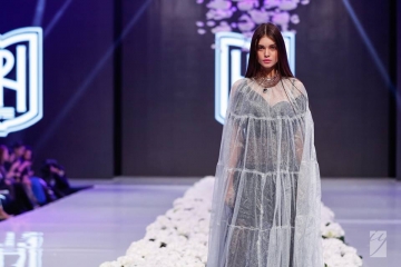 Студенти от ЮЗУ  Неофит Рилски  показаха стил, блясък и красота на Sofia Fashion Week 2016 (Снимки)