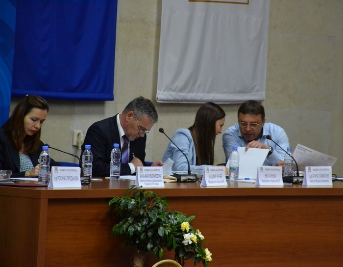 Кметът Камбитов подписа меморандум за сътрудничество в сектора информационните и комуникационните технологии снимка 5