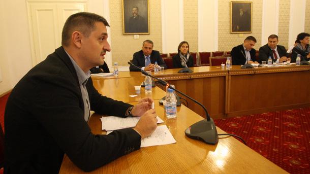 К. Добрев: Когато имаме за приоритет привличането на активното поколение, фараоните в БСП си отиват К. Добрев: Когато имаме за приоритет привличането на активното поколение, фараоните в БСП си отиват