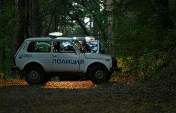 Кървав екшън в Сапарева баня: Пиян насъска 100-килограмово куч кангал срещу полицаи