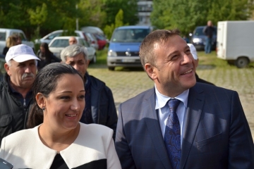 Близки фирми до ГЕРБ бойкотират шампиона на министър Павлова - Благоевград