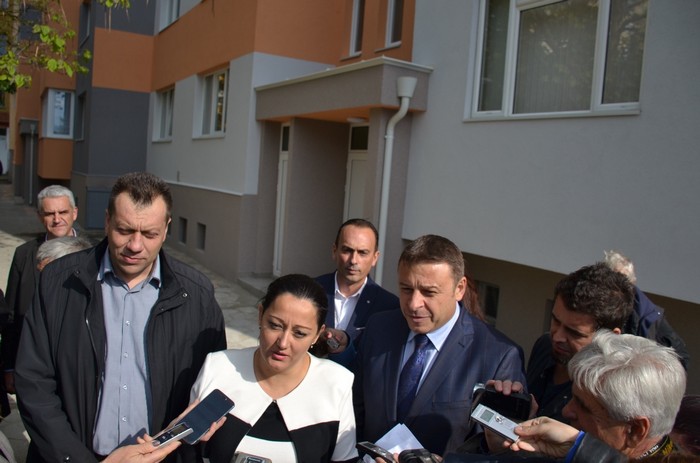 Министър Павлова разкри цялата истина за концесиите и строежа на Хемус”, Тракия”, Струма” и лобистки интереси, които пречат на санирането Министър Павлова разкри цялата истина за концесиите и строежа на Хемус”, Тракия”, Струма” и лобистки интереси, които пречат на санирането