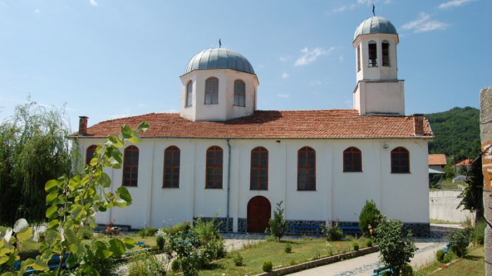 Жителите на хаджидимовското село Ново Лески подеха кампания за набиране на средства за ремонт на църквата  Свети Димитър”
