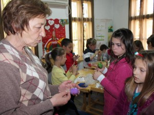 Над 200 деца ще боядисват яйца в работилница  Великденско яйце” в Благоевград