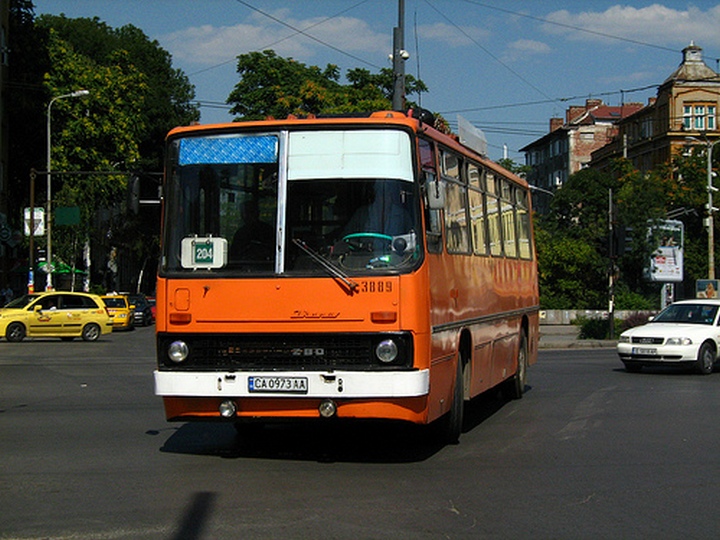Автобусни превозвачи ще блокират Благоевград днес