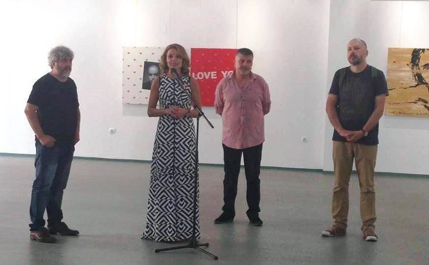 Зам.-кметът Христина Шопова откри изложба Живописна технология в съвременното изкуство Зам.-кметът Христина Шопова откри изложба Живописна технология в съвременното изкуство