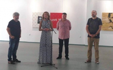 Зам.-кметът Христина Шопова откри изложба  Живописна технология в съвременното изкуство