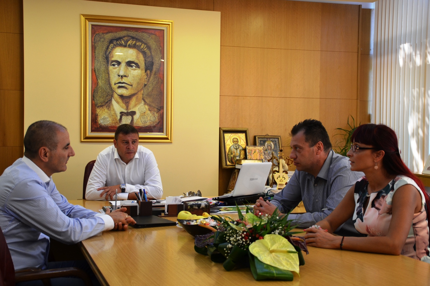 Зам.-председателят на ПП ГЕРБ Цветан Цветанов посети Благоевградска област, за да провери готовността на местните структури за предстоящите президентски избори