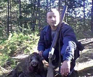 Ченгето Иван Кондев 7 месеца кара джип с транзитни номера, страх му пази сестра му – шеф на прокуратурата в Разлог – Р. Кондева