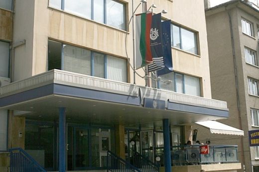 Здравната каса влезе изненадващо в Специализираната болница по онкология  Свети Мина  - Благоевград