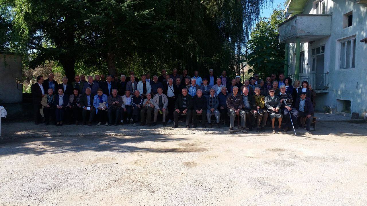 Над 90 лесовъди-ветерани начело с бивши директори на държавните горски стопанства в областта се събраха на 17-тата си традиционна среща