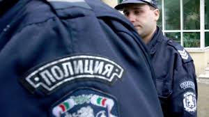 Служители на РУП-Сандански задържаха двама крадци на телефоннния кабел от трасе между гр.Кресна и с.Сливница