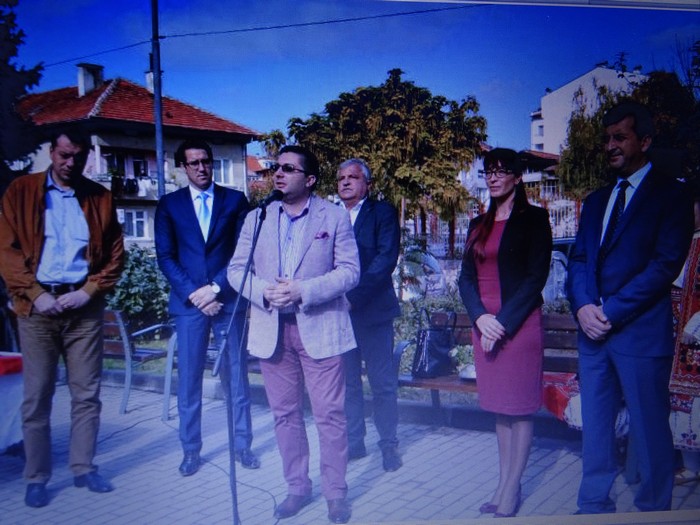 Зам.-министър Николай Нанков и кметът Владимир Москов откриха два санирани жилищни блока в Гоце Делчев