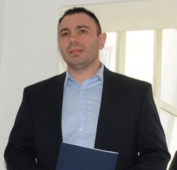 Светлозар Лазаров: Жандармерия охранява печатането на бюлетините
