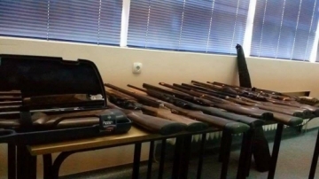 Цацаров обяви за мощен удар на ДАНС срещу фалшификатори, 12 млн. евро са извадени от дъното на язовир