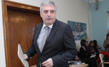 Калфин: Гласувах за държавен глава, който ще донесе спокойствие и по-малко напрежение в държавата