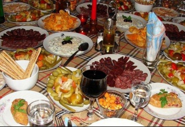 PIRINSKO.COM: Работното време на ресторант България приключва! Вижте какви са последните поръчки и ще има ли обрат!