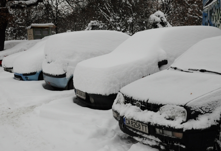 Седем безценни съвета за шофьорите, как да се погрижат за автомобилите си през зимата