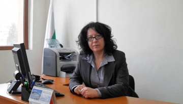 Кметицата на Гърмен Минка Капитанова иска 18 000 лв. над заплатата си за командировки и  представителни”