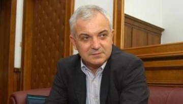 3-етажна сграда в Добринище се продава срещу 231 000 лв. в полза на атакиста, кандидат за вицепрезидент, Явор Нотев